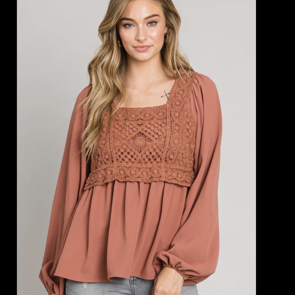 RUSTTYDUSTTY Elegant Crochet Accent‎ Blouse - Terracotta